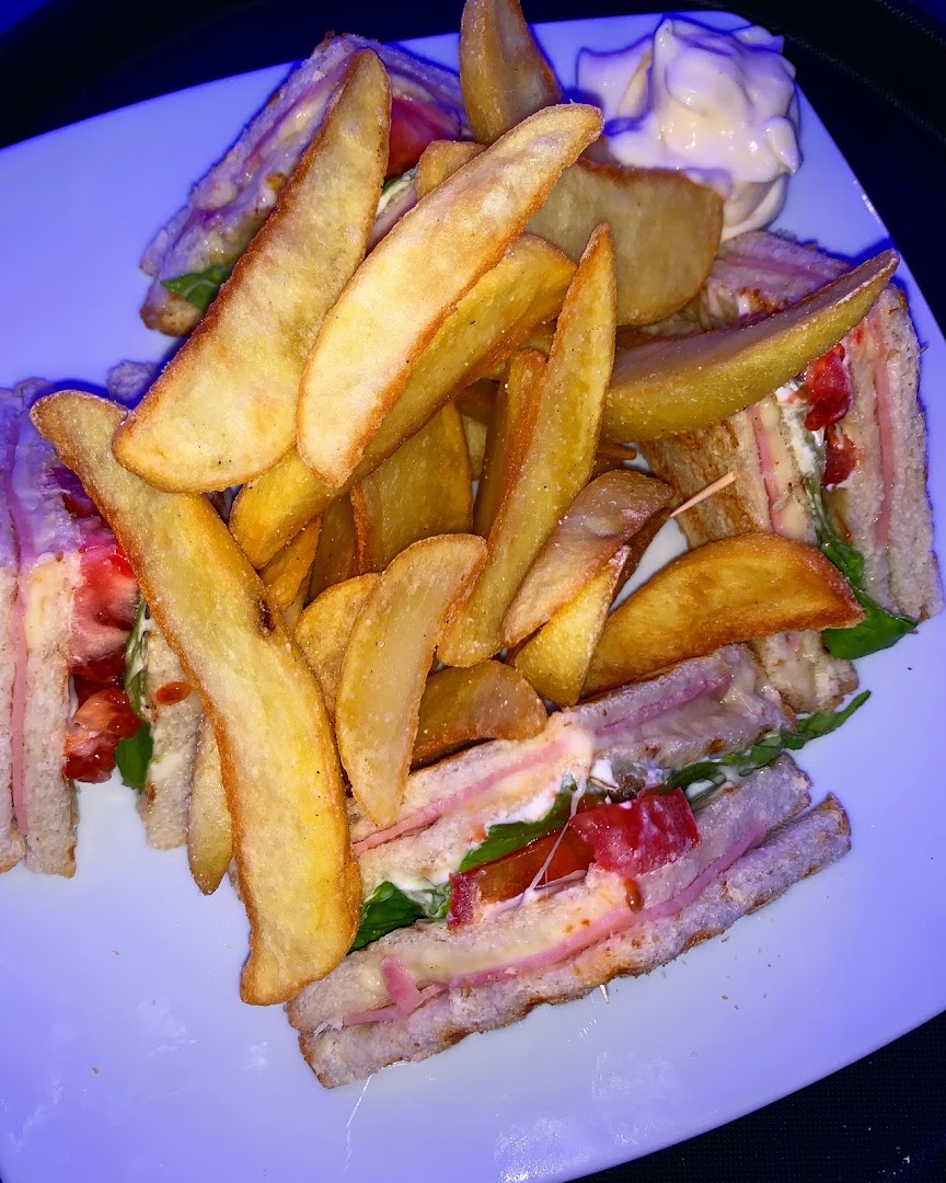 Χημείο cafe resto and pub · Φωτογραφίες 9